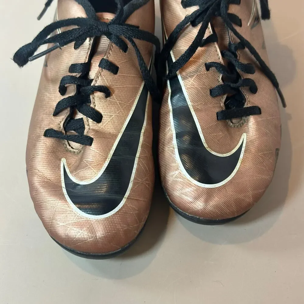 Nike Soccer Cleats Hypervenom Phade 2 FG-R GS Metallic Brown Gold Black Size 1.5